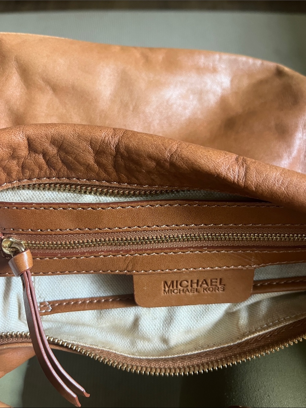 Ladies Camel shoulder bag - Picture 4 of 5
